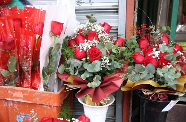 Šibenik: Prodaja cvije?a za Valentinovo