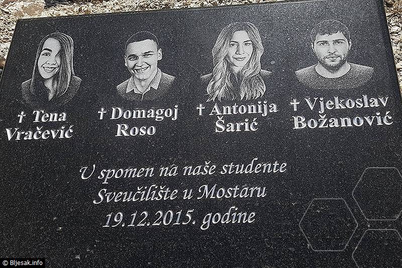 Podigli spomenik za četvero poginulih hrvatskih studenata