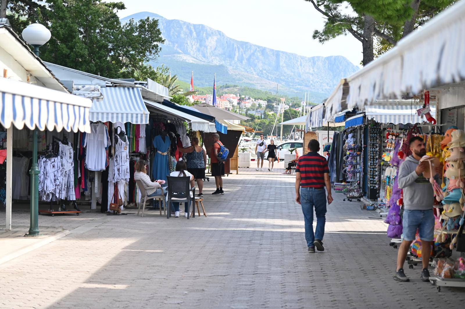 Makarska: Nezadovoljni vlasnici objekata koji se uklanjaju sa Peškere