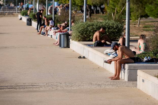 Zadar: Sunčanje i kupanje ugodno je i u listopadu
