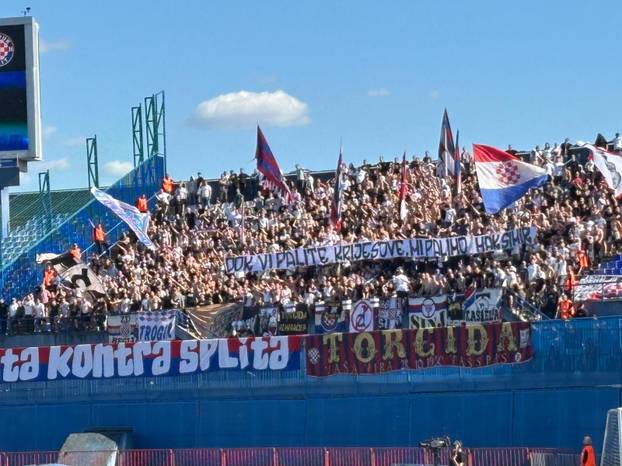 FOTO Torcida zapalila Boysima udarni transparent?! 'Zadnji derbi ste izdimili, sad gorite'