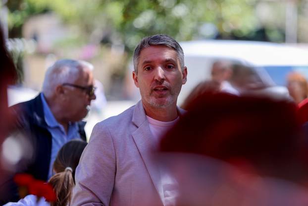 Zadar: Zadarski SDP tradicionalno obilježio Međunarodni praznik rada uz podjelu graha i pića te druženje i glazbu
