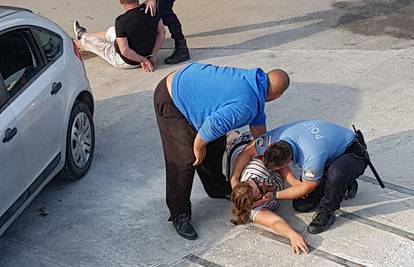 Obračun kod trajekta: Bijesna žena napala trogirske policajce