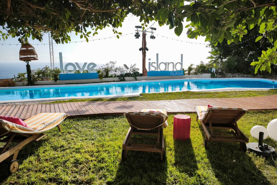 storyeditor/2026-09-11/Love_Island_Adria_vila__18_.jpg