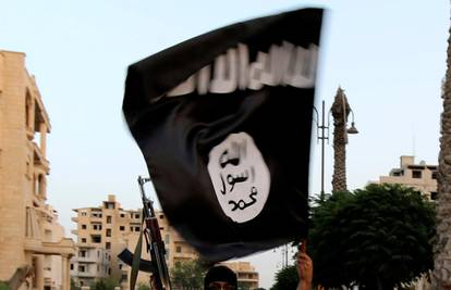 Arapske zemlje prekidaju veze s Katarom zbog veze s ISIL-om