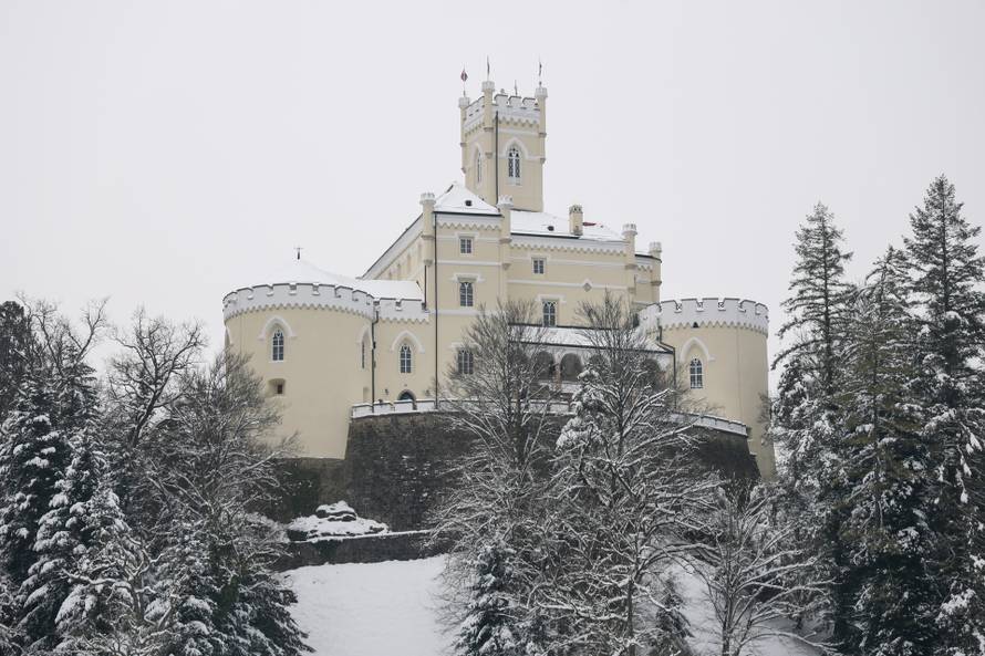 Trakošćan: Zaleđeno jezero Trakošćan stvara magičnu zimsku sliku