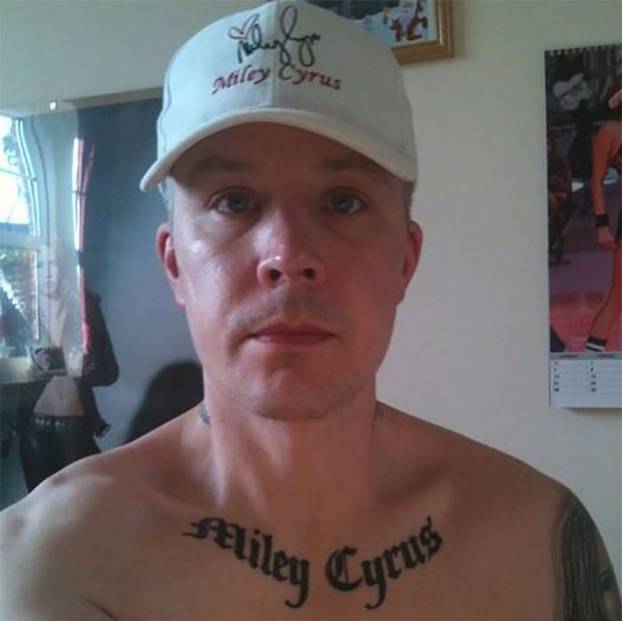 GALERIJA 40 tetovaža koje je preteško i gledati: Trajni horor!