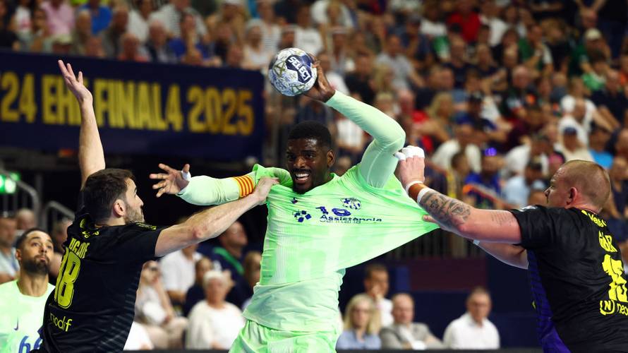 EHF Men's Handball Champions League - Third Place - Barcelona v HBC Nantes