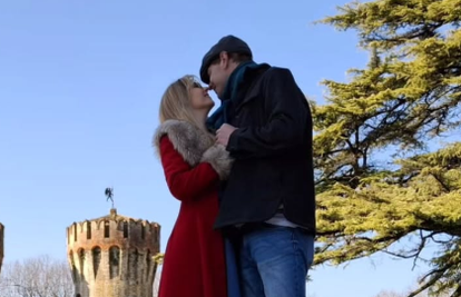 Glumci iz 'Kumova' uživaju na romantičnom putovanju: Dugo krili ljubav, nedavno se zaručili