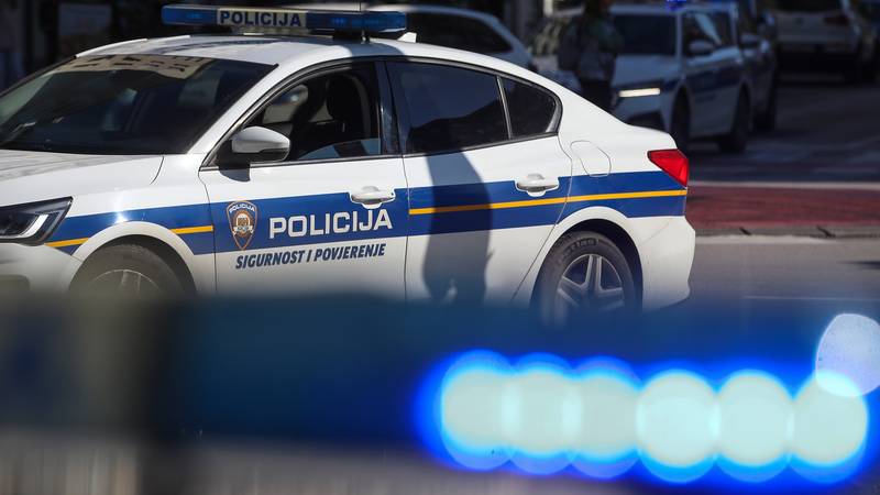 Teške prometna nesreća u Šibeniku: Autobus naletio na pješaka i teško ga ozlijedio