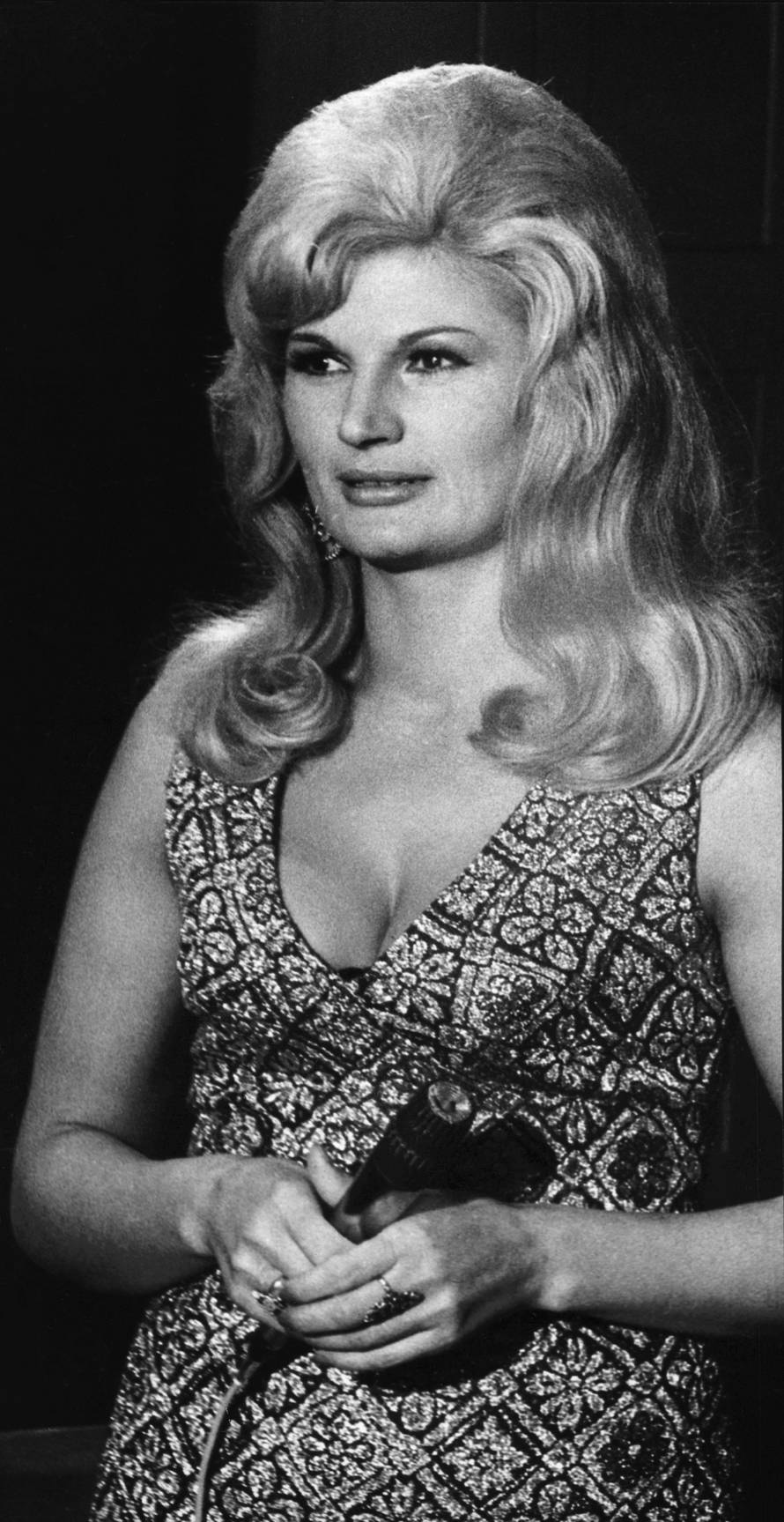 Njenu smrt prate brojne teorije: Baba Vanga prorekla tragediju, iza nesreće navodno bio moćnik