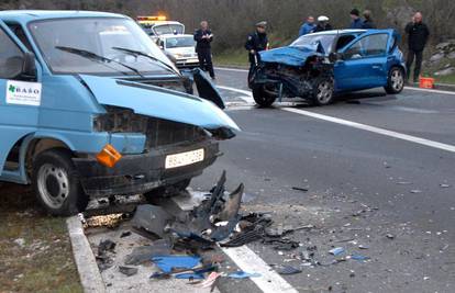 U sudaru kod tunela Učka ozlijeđena vozačica Clija