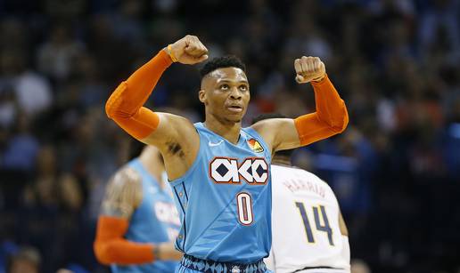 Fantastični Westbrook uspio je ponoviti Chamberlainov podvig