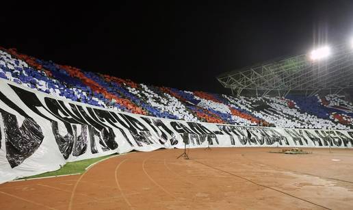 FOTO Kohorta stala uz Torcidu, a splitska skupina podigla poruku za 'izdajnike'. Pogledajte fotke