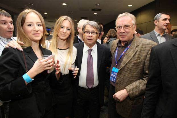 ARHIVA - Prije to?no 10 godina Kolinda Grabar-Kitarovi? pobijedila je u drugom krugu predsjedni?kih izbora