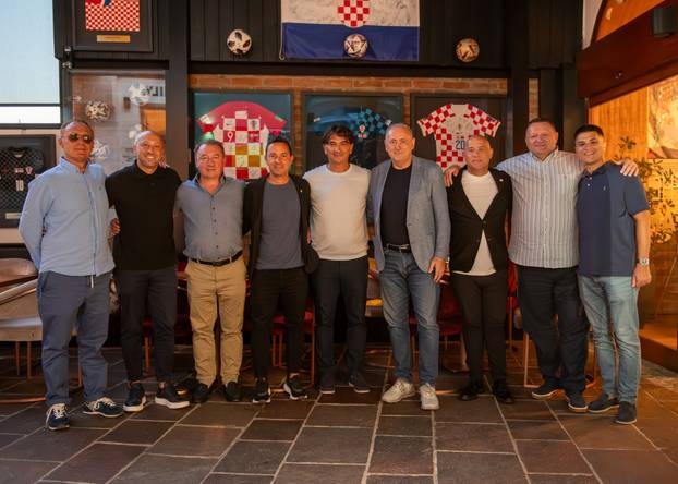 FOTO Barokni i europski grad: Dalić ugostio Varaždin i Santa Claru na večeri, bio i na tribini