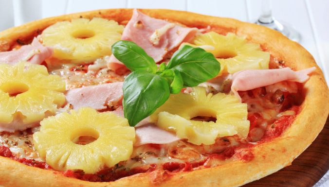 ANKETA Pripada li ananas na pizzu? Talijanima je to uvreda, naplatit će vam je i po 100 eura!