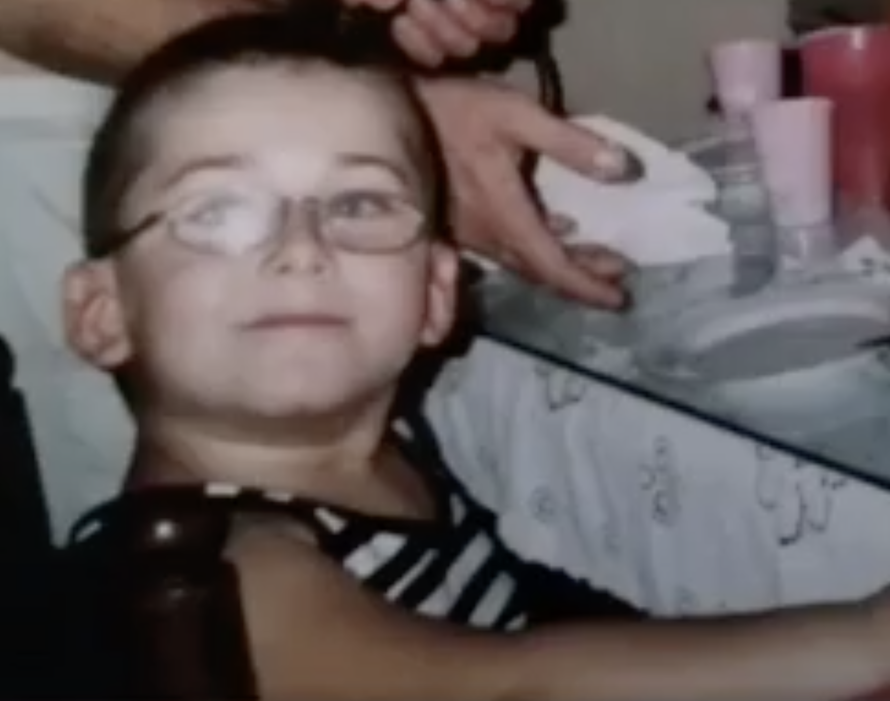 Kristianu su čuvari tri noći dolazili u ćeliju zbog incidenata