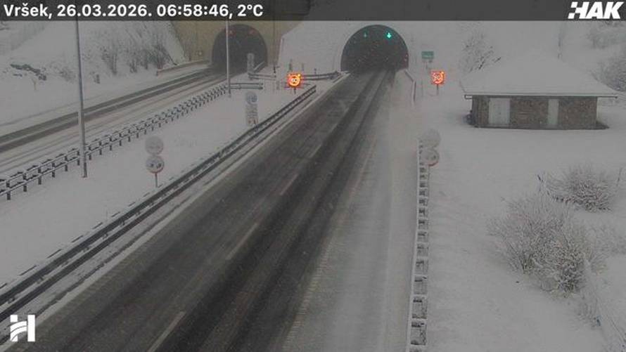 FOTO SNIJEG ZAMEO CESTU Evo kako izgleda A6 Zagreb - Rijeka