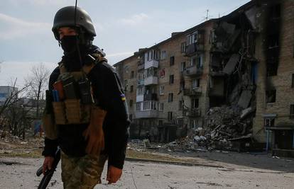 UK: Prva kohorta ukrajinskih vojnika započela nove vježbe