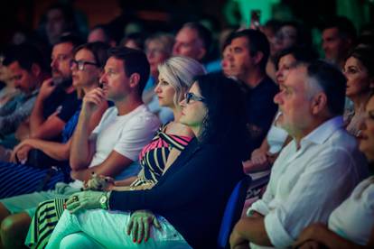 FOTO Tomislav Bralić i klapa Intrade održali koncert 'Da mi je sad' u čast Oliveru Dragojeviću