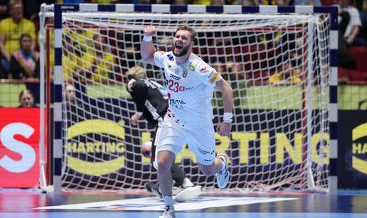 FOTO Drage na&scaron;e dame, vi ste odabrale! Ovo je najzgodniji rukometa&scaron; na&scaron;e reprezentacije