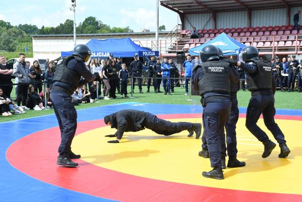 Sisak: Dan otvorenih vrata PU Sisačko-moslavačke