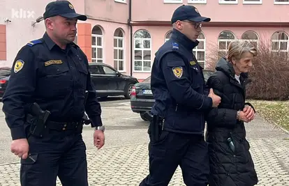 FOTO Vlasnicu kuće strave u kojoj su pronašli 31 dijete doveli na ispitivanje. Uhitili i roditelje
