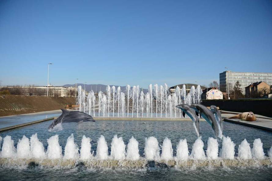 Priroda se oporavlja: Delfini su, nakon Italije, viđeni u Zagrebu!