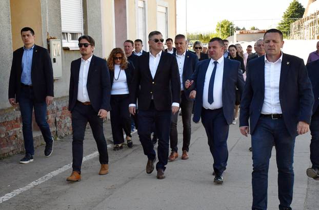 Predsjednik RH Zoran Milanović na obilježavanju Dana Općine Stari Mikanovci