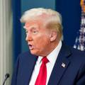 Trump o povratku plastike: 'Završava smiješna Bidenova fora s papirnatim slamkama...'