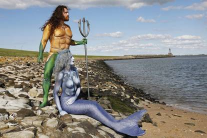 Aquaman and Mermaid / Aquaman and Mermaid