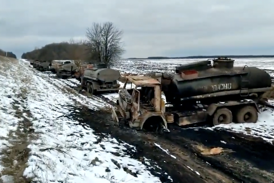 Ukrajinci tvrde da su uništili sedam ruskih cisterni na putu za Kijev