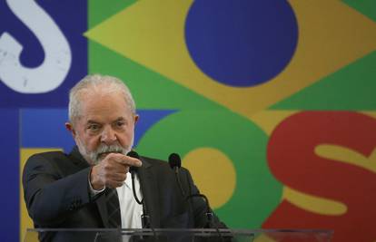 Lula zbog mita bio u zatvoru, a sad vodi na izborima u Brazilu i obećava borbu protiv korupcije