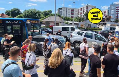 Pogledajte video: Veliki lančani sudar u Zagrebu: ZET-ov bus je pokosio aute na Heinzelovoj!