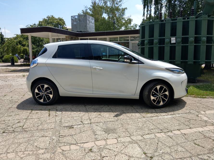 Elektro napad: Renaultovi auti na struju sada voze duplo dalje