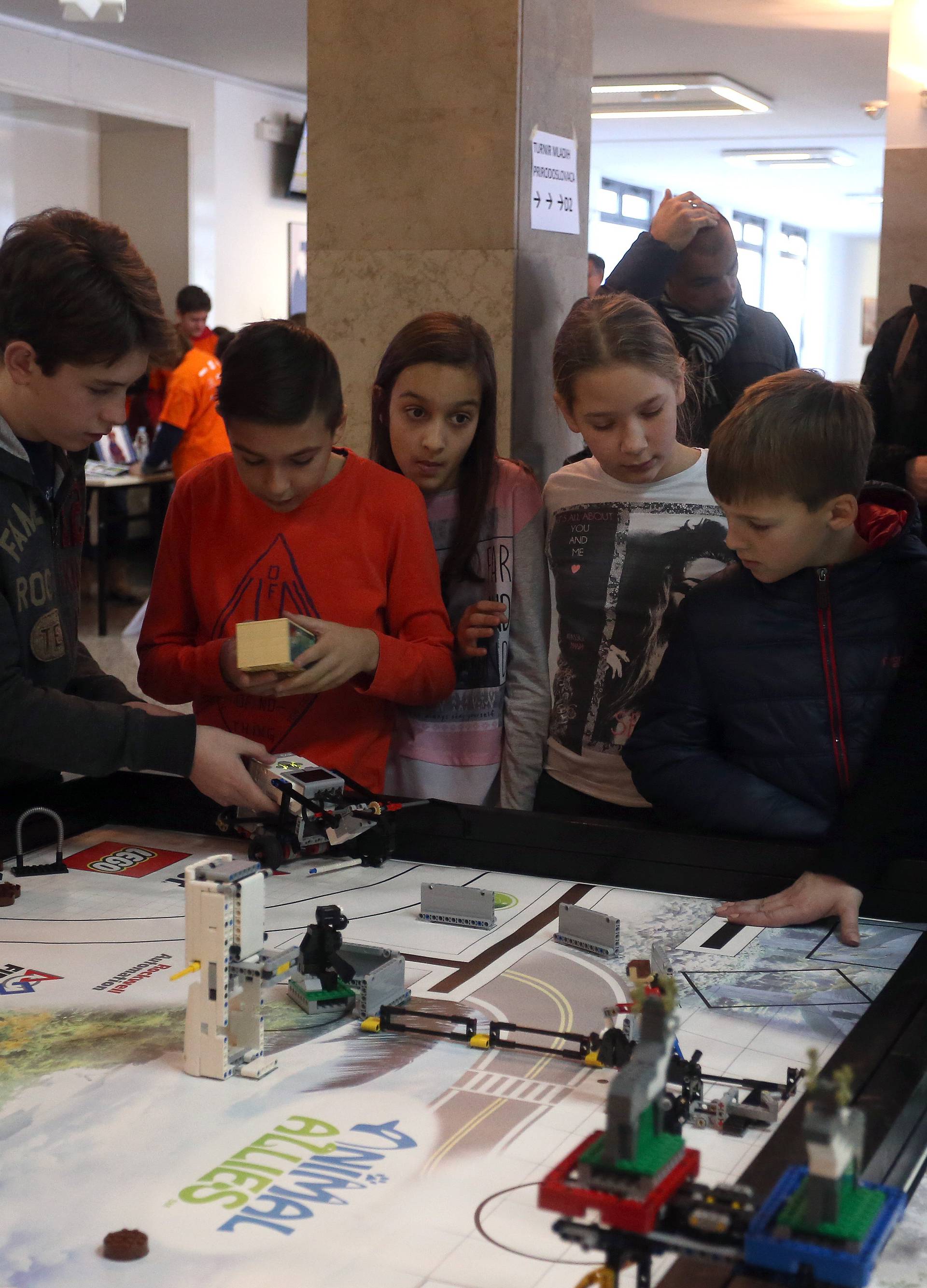 Sraz robota: Natjecanje Lego robota koji pomažu životinjama