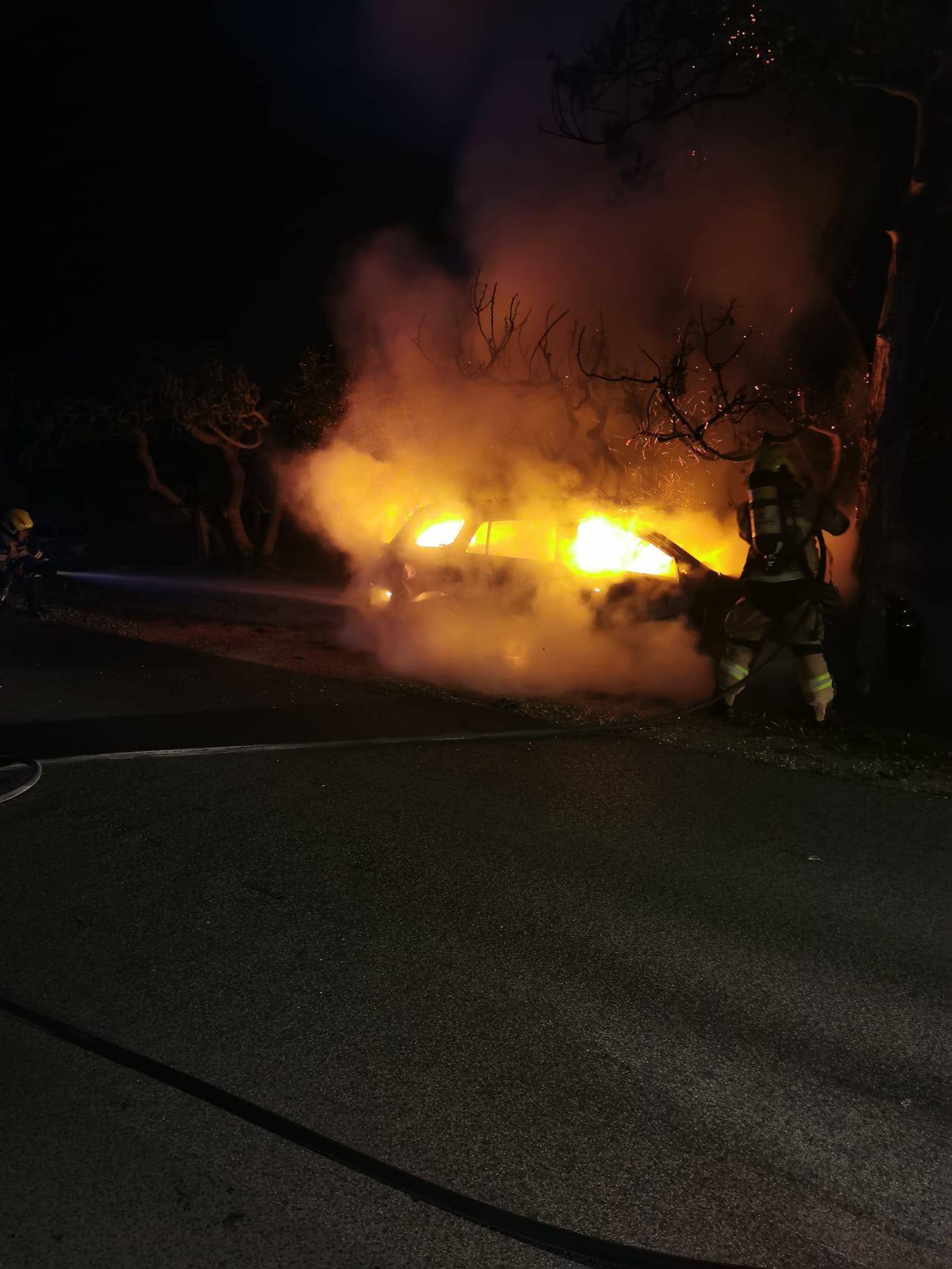 Izgorio auto kod Metkovića