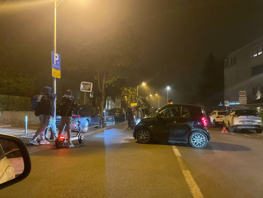 Ne baš Smart: Tinejdžer (19)  u Zagrebu prošao na čisto crveno