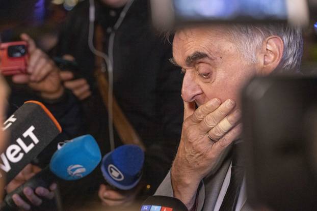 Solingen: Najmanje troje mrtvih u napadu nožem na festivalu, ubojica u bijegu