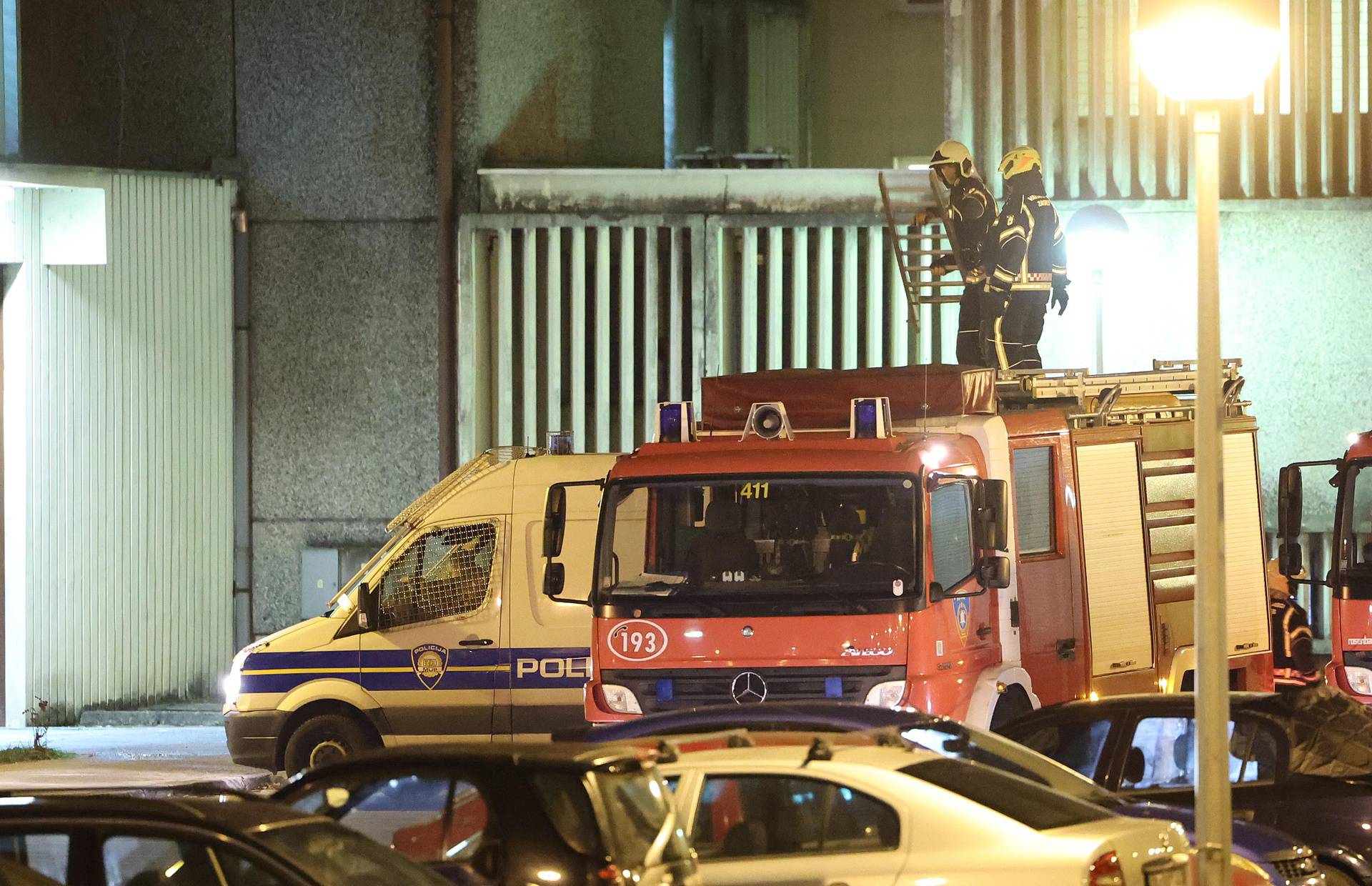 Drama u Remetincu: Pokušavao pobjeći pa zapeo na žici? Došli su ga spašavati vatrogasci