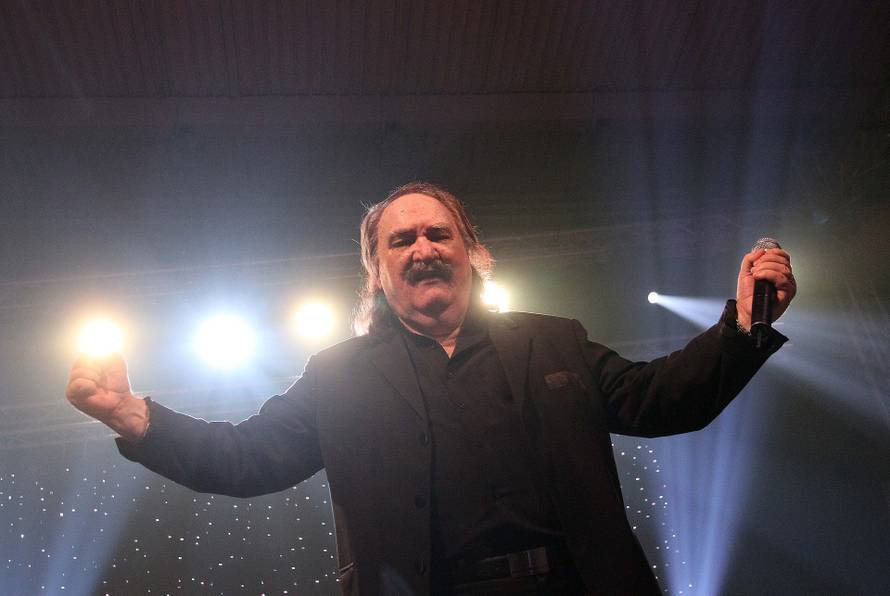 Mišo Kovač je i dalje u bolnici: 'Ima respiratorne probleme...'