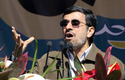 Ahmadinedžad Zapadu: Iran se ne obazire na vaše bombe