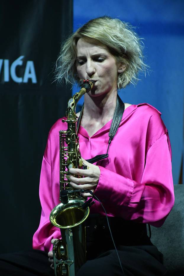 Sisak: Darko Rundek i Ana Kovačić nastupili prvog dana jazza Damira Kukuruzovića