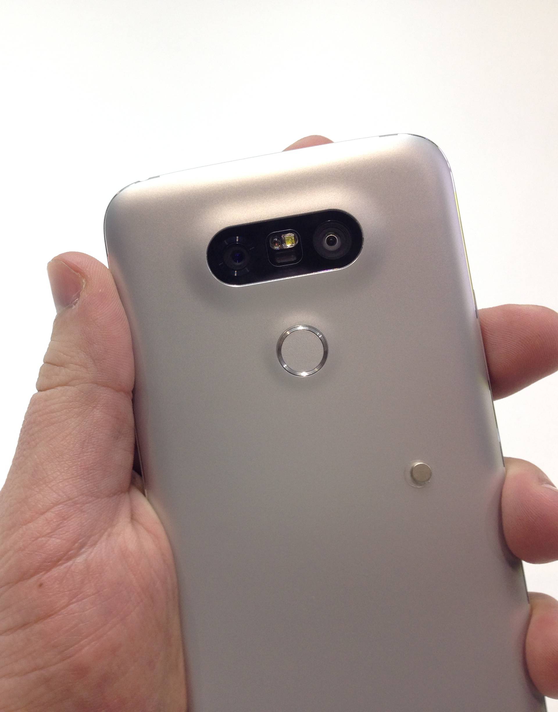 Procurile su i prve fotografije: LG G6 stiže prije Galaxyja S8?