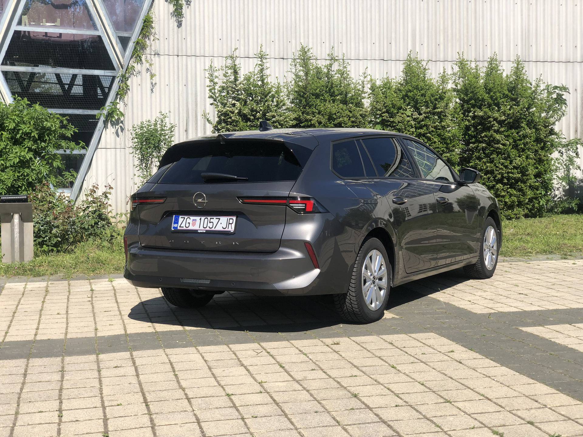 Test Opel Astra S Sports Tourer: Prostran i vrlo udoban karavan