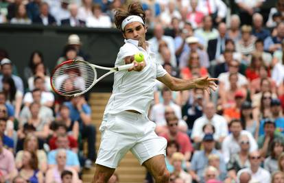Roger Federer jedva izbjegao Nadalovu sudbinu u Londonu