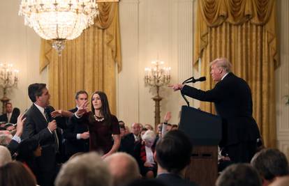 Trumpov rat protiv novinara: CNN-u oduzeli akreditaciju