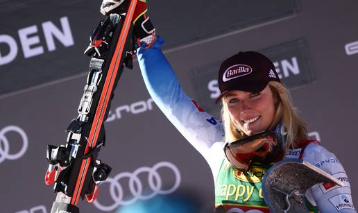 Čudesna Shiffrin slavila u spustu