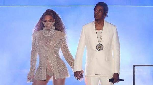 Beyonce zaglavila: Pokvarila se leteća pozornica na koncertu